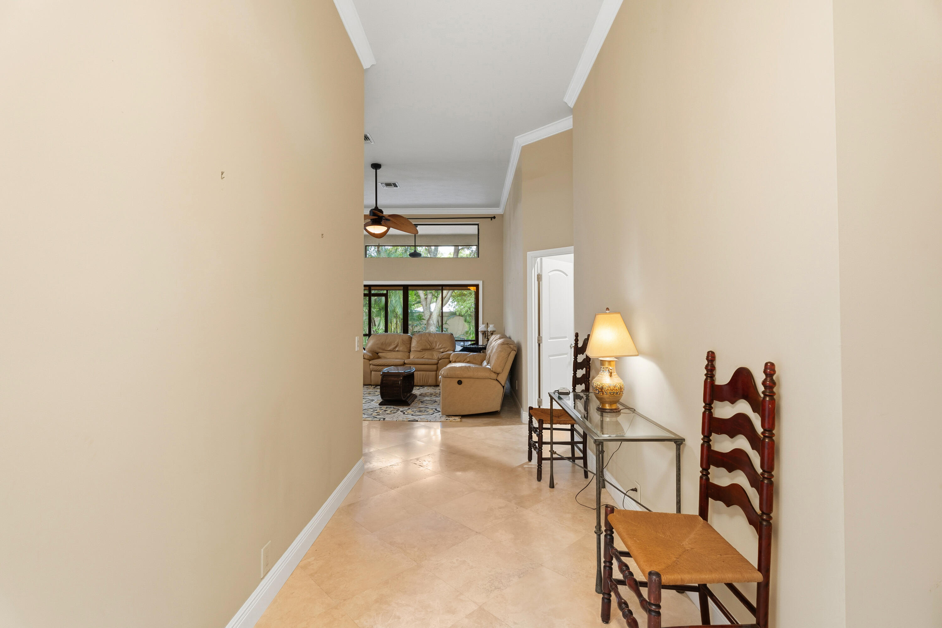 2802 SW Mariposa Circle