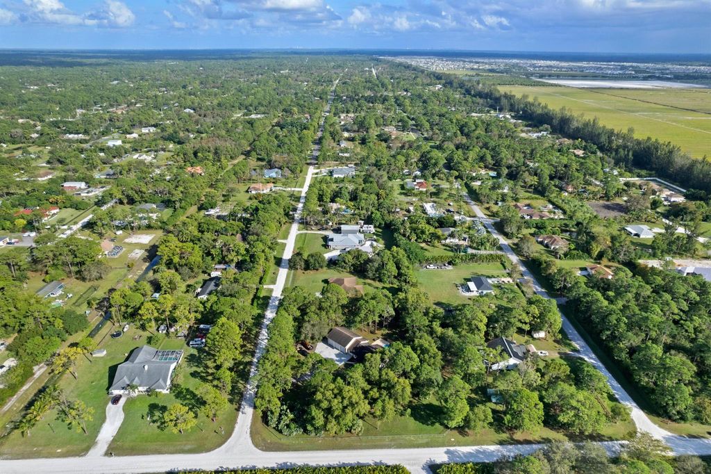 Photo of 17966 62nd Road N, Loxahatchee, FL 33470 (MLS # R10938149)