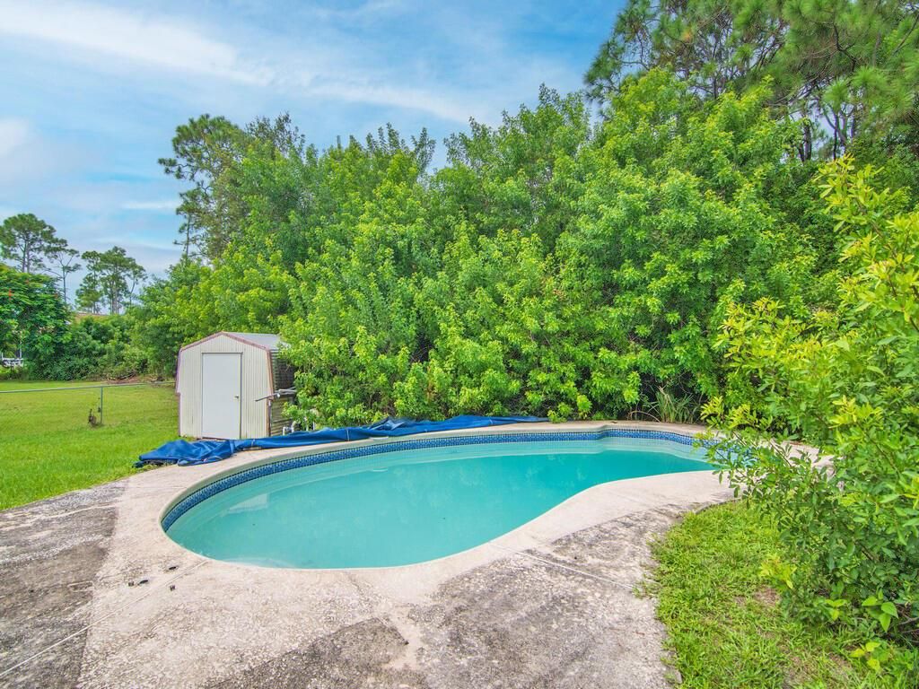 Photo of 5717 Birch Drive, Fort Pierce, FL 34982 (MLS # R11126230)