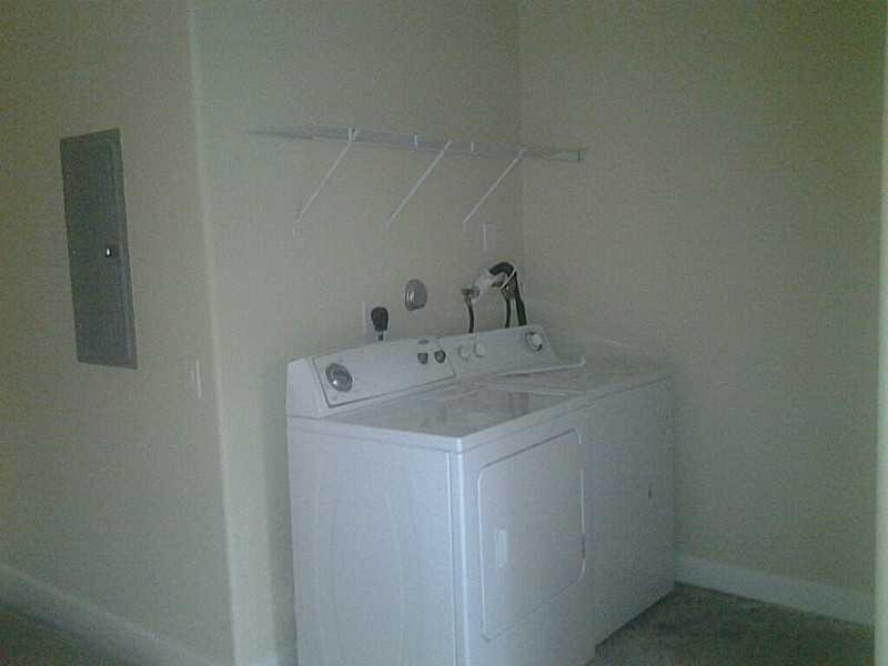 SHOMA TOWNHOMES AT ROYAL - Residential Lease