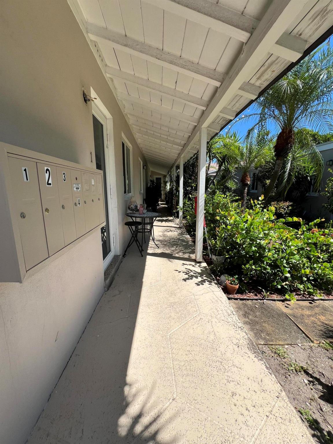 PALM BEACH SHORES - Residential Lease