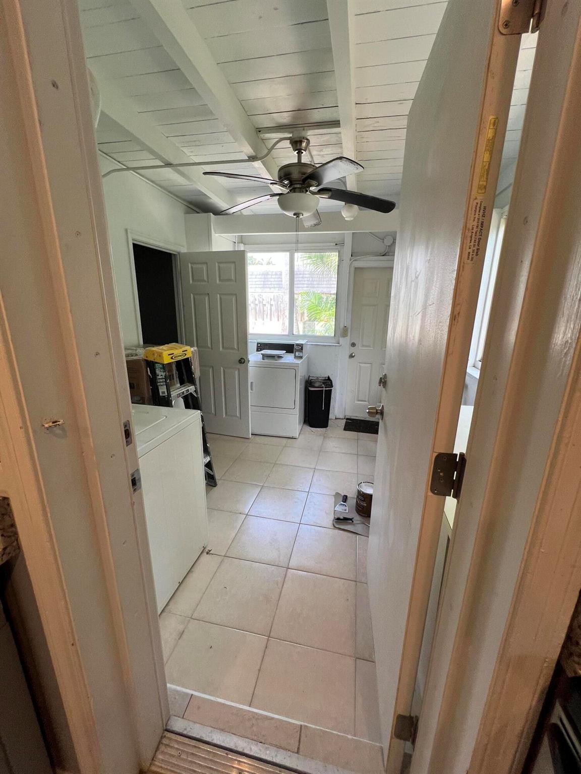 PALM BEACH SHORES - Residential Lease