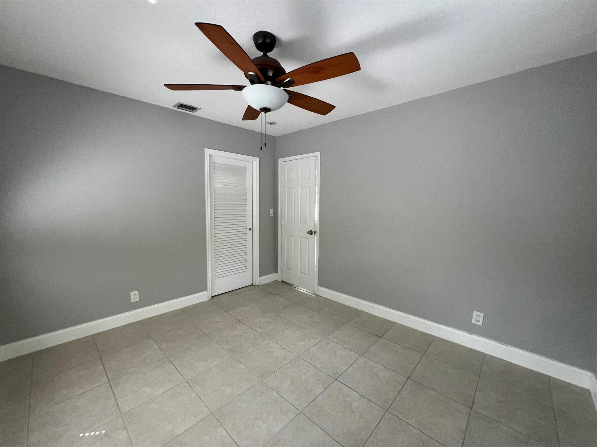 PALM BEACH SHORES - Residential Lease