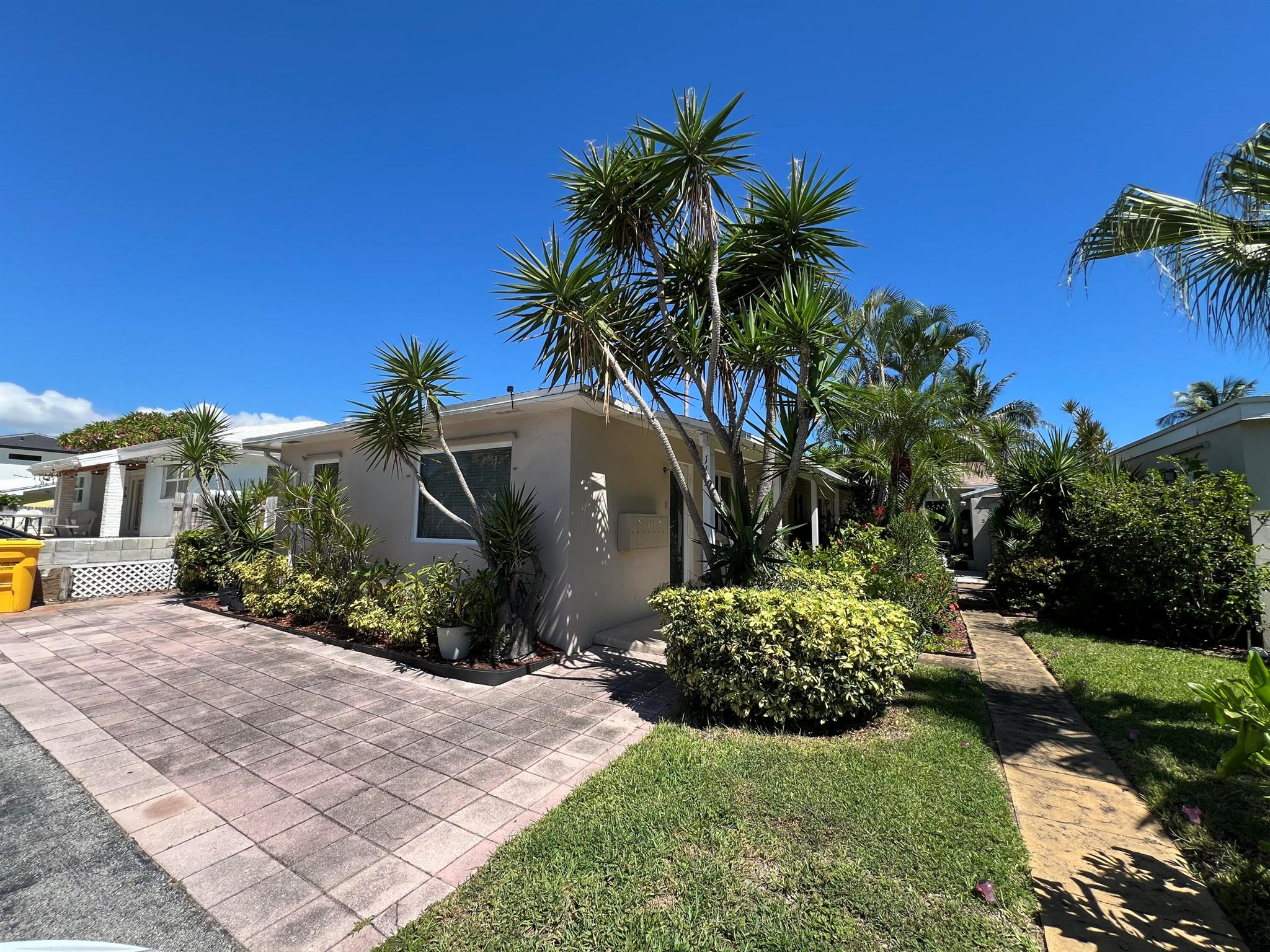 PALM BEACH SHORES - Residential Lease