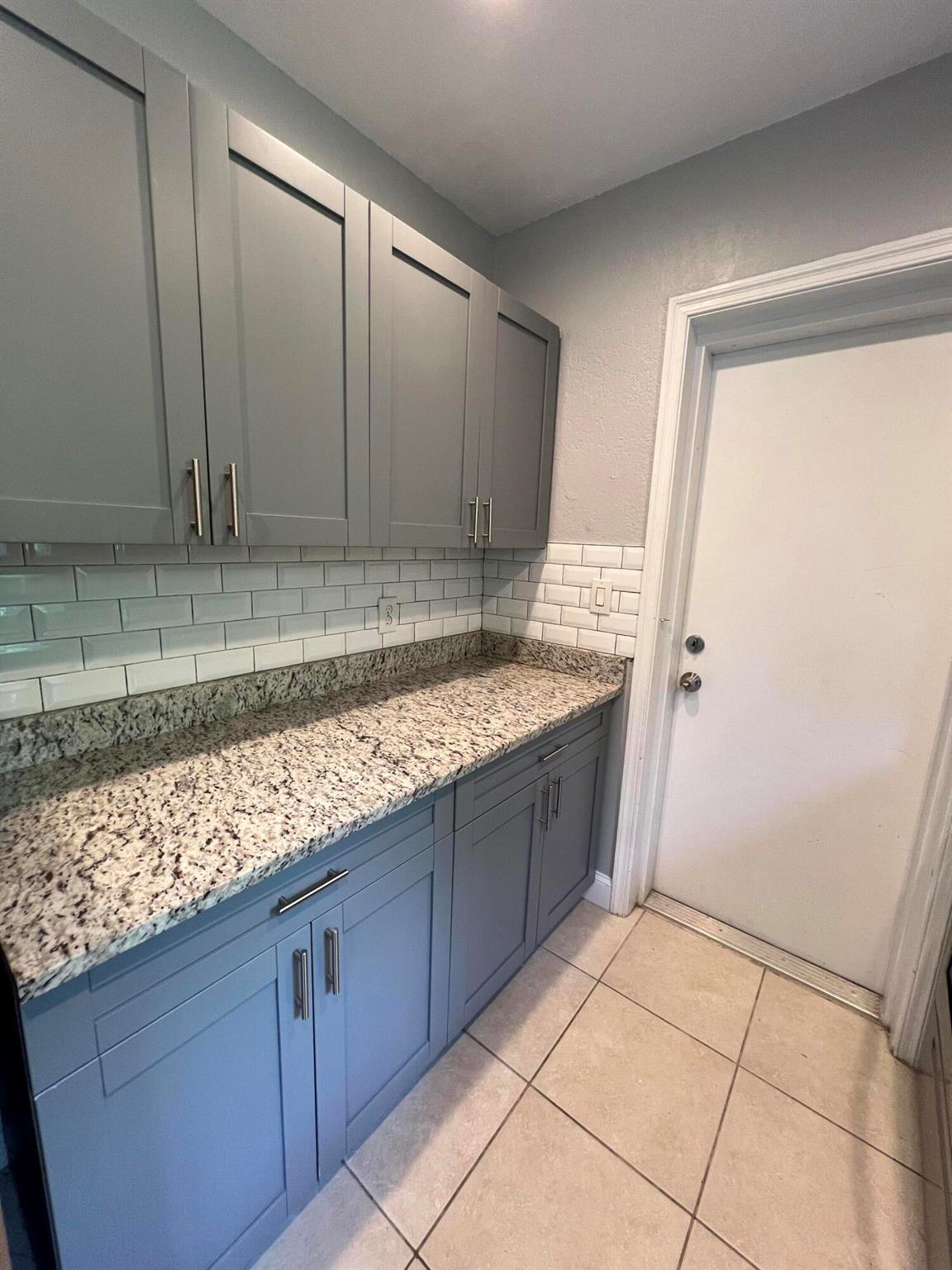 PALM BEACH SHORES - Residential Lease