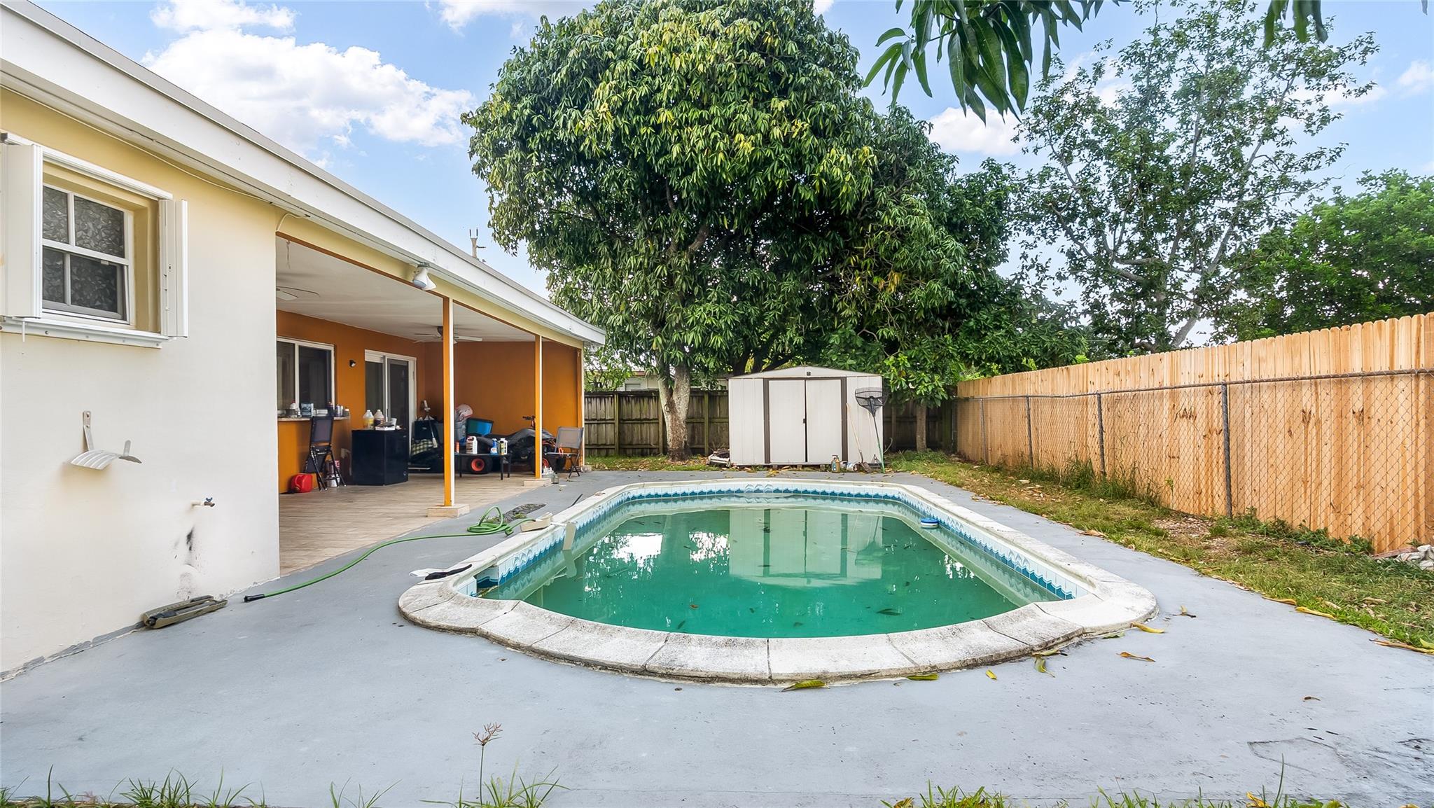 Oriole-Margate Sec Two - Residential
