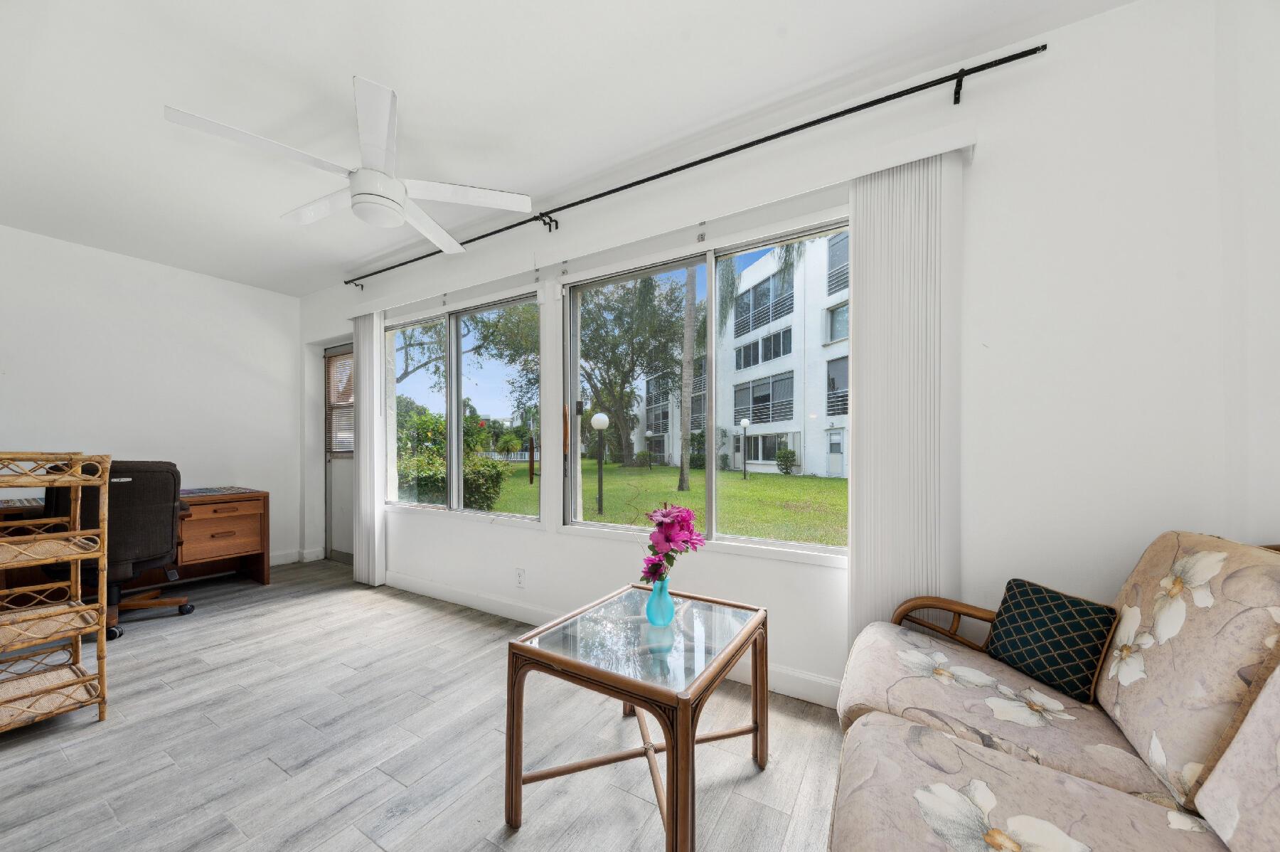 POINCIANA LAKES CONDO - Residential