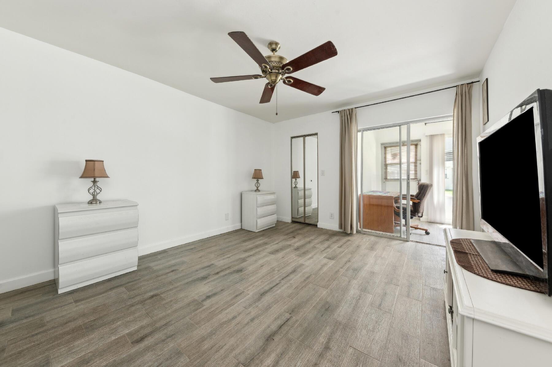 POINCIANA LAKES CONDO - Residential