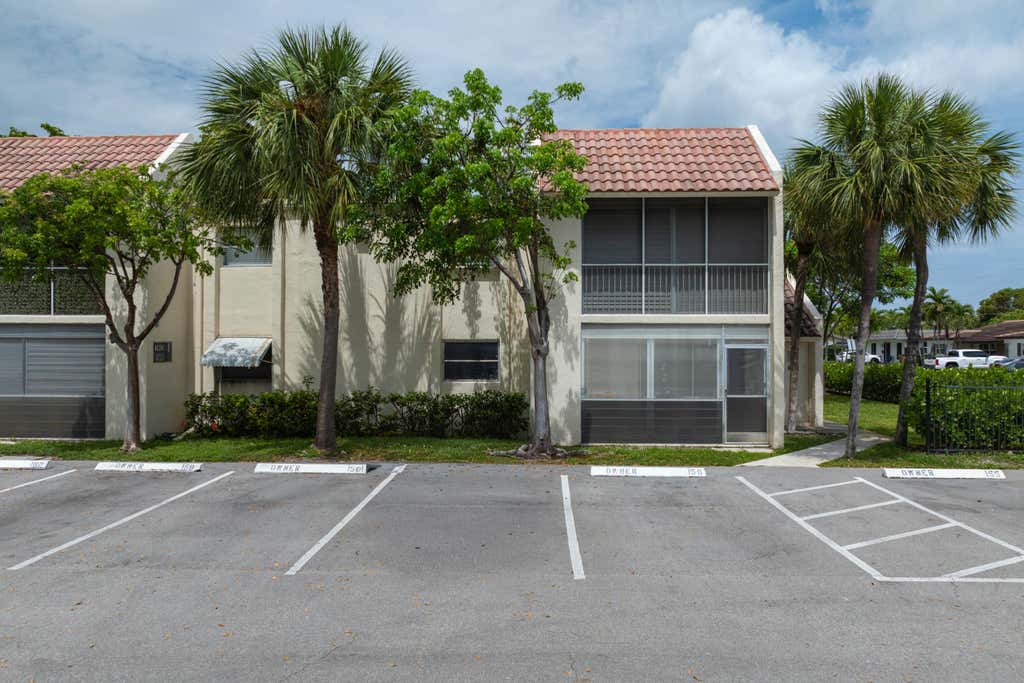 Photo of 1428 SE 4th Avenue #132, Deerfield Beach, FL 33441 (MLS # B26035769)