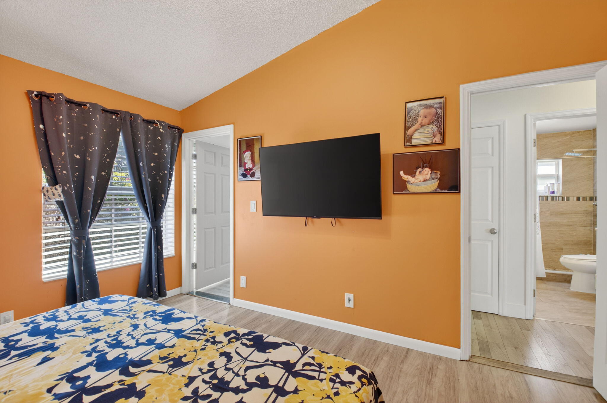 SOUTHWIND LAKES - Residential