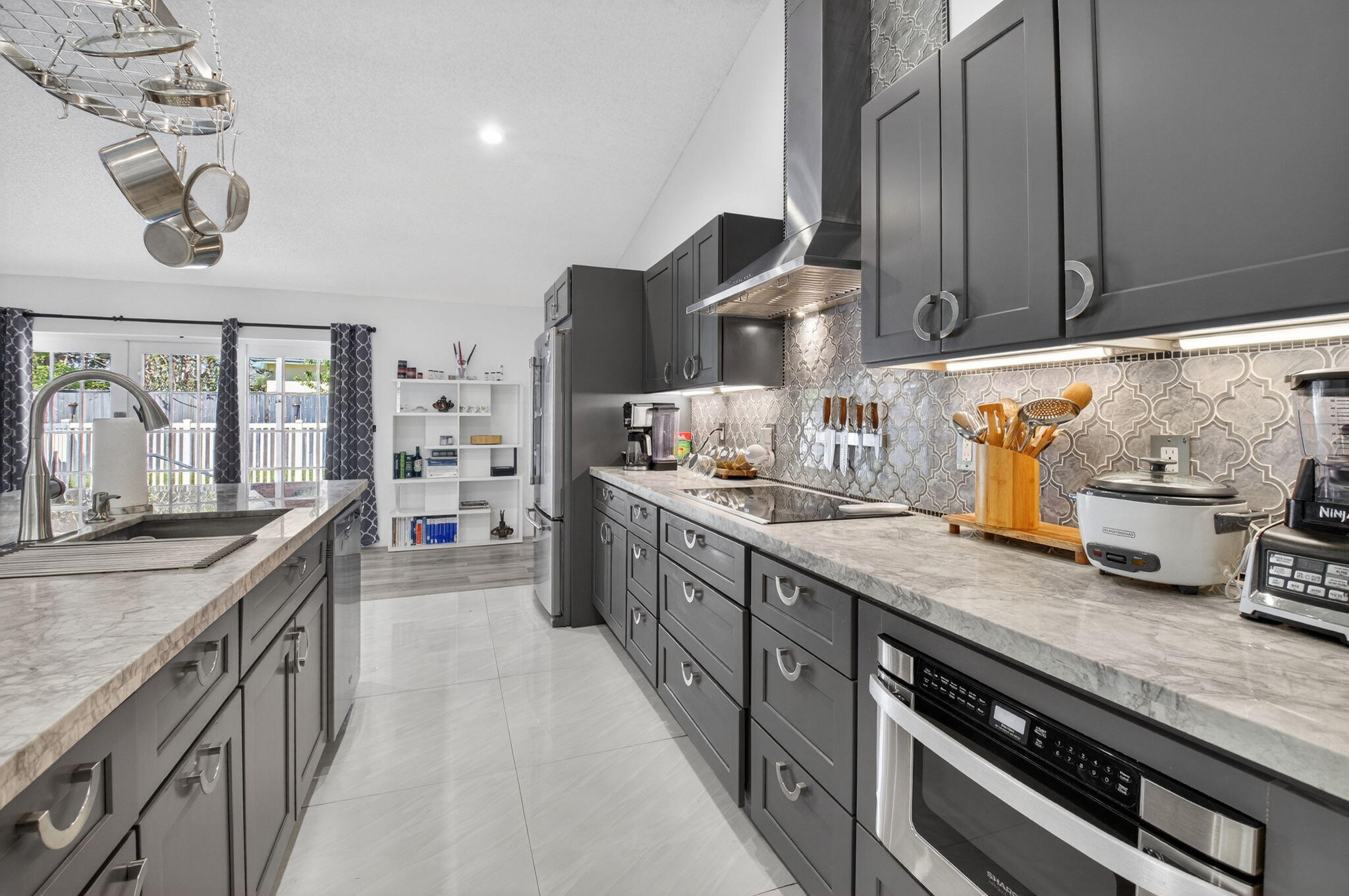 SOUTHWIND LAKES - Residential