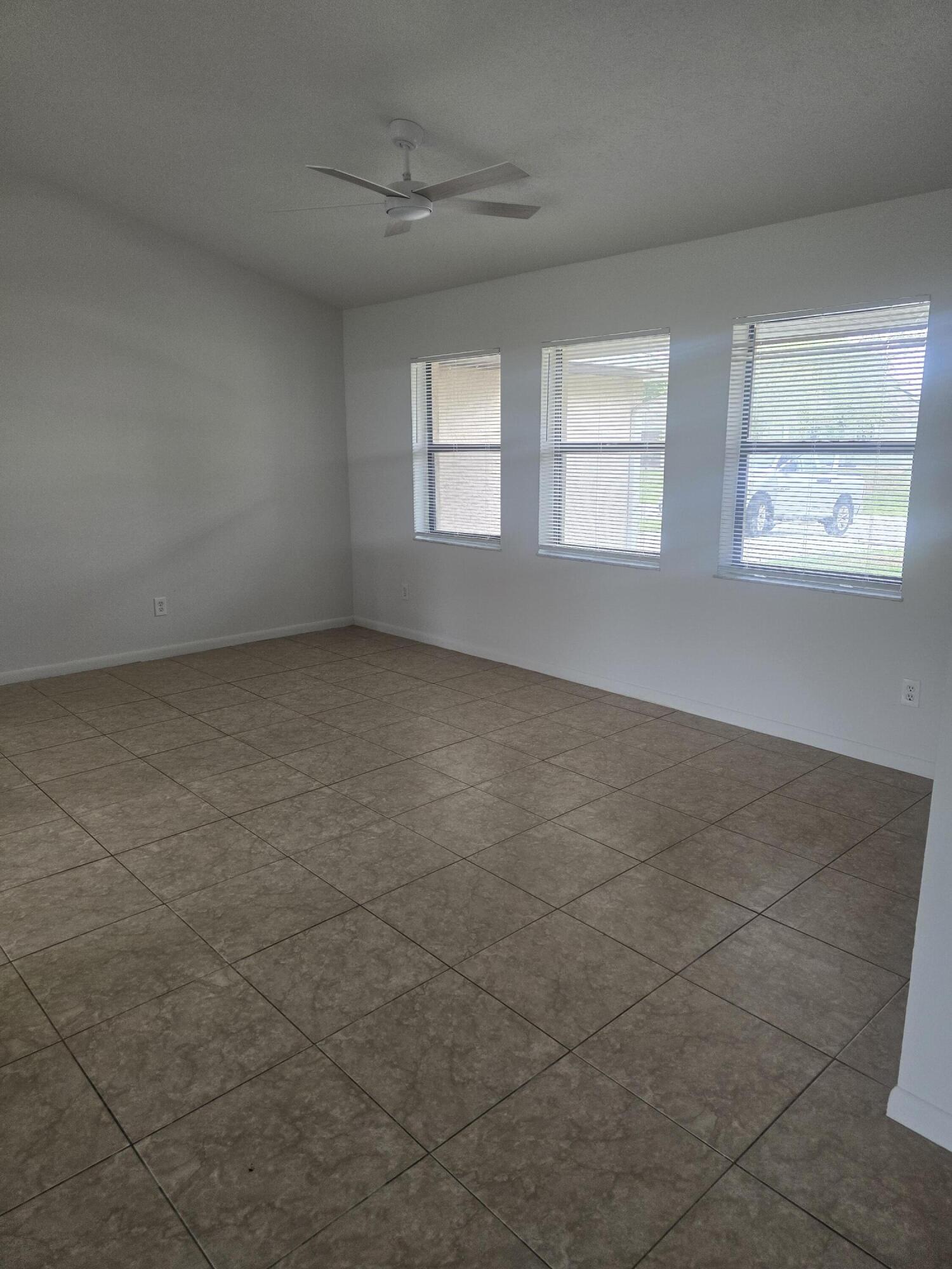 PORT ST LUCIE SEC 17 - Residential Lease