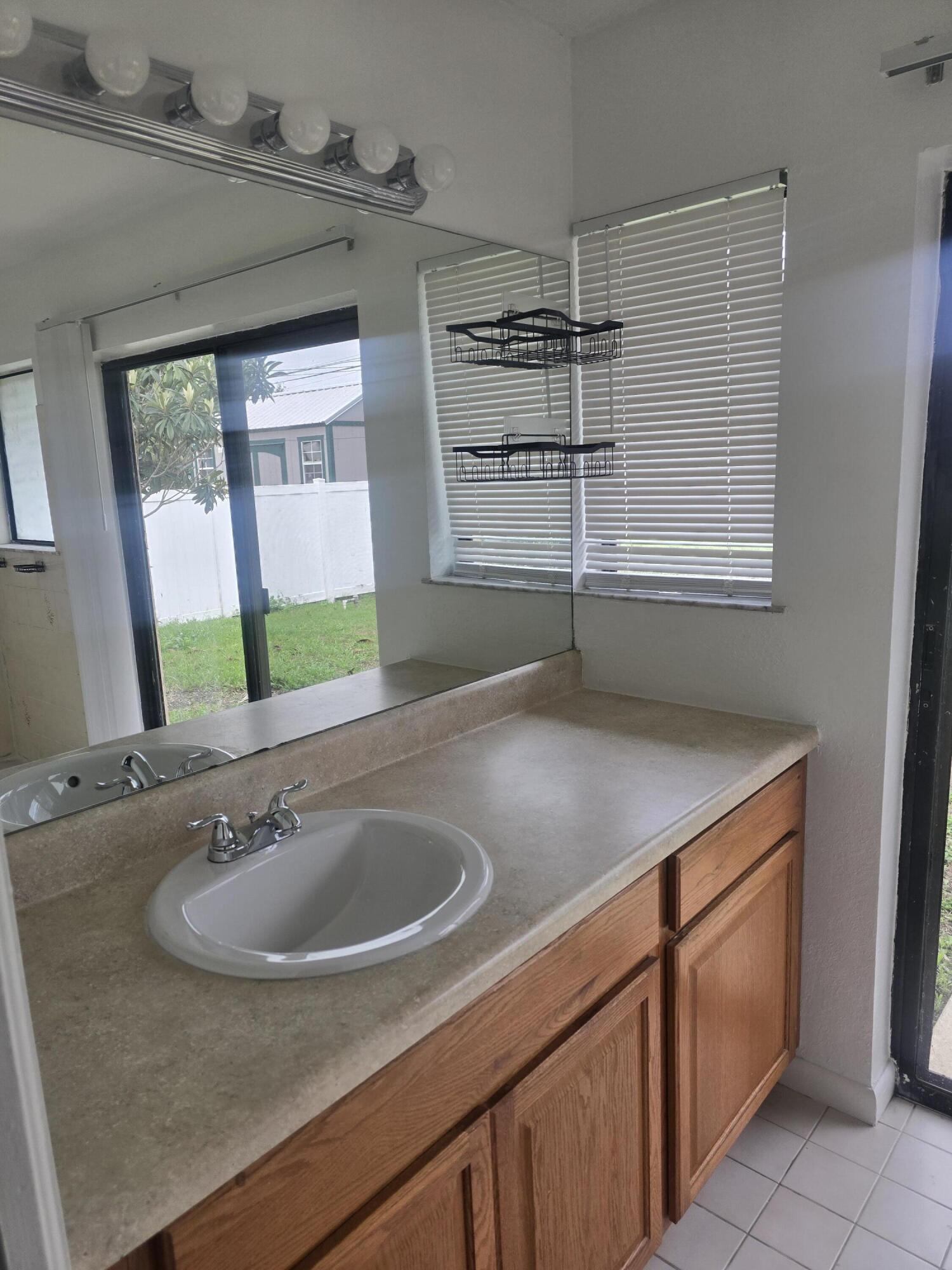 PORT ST LUCIE SEC 17 - Residential Lease