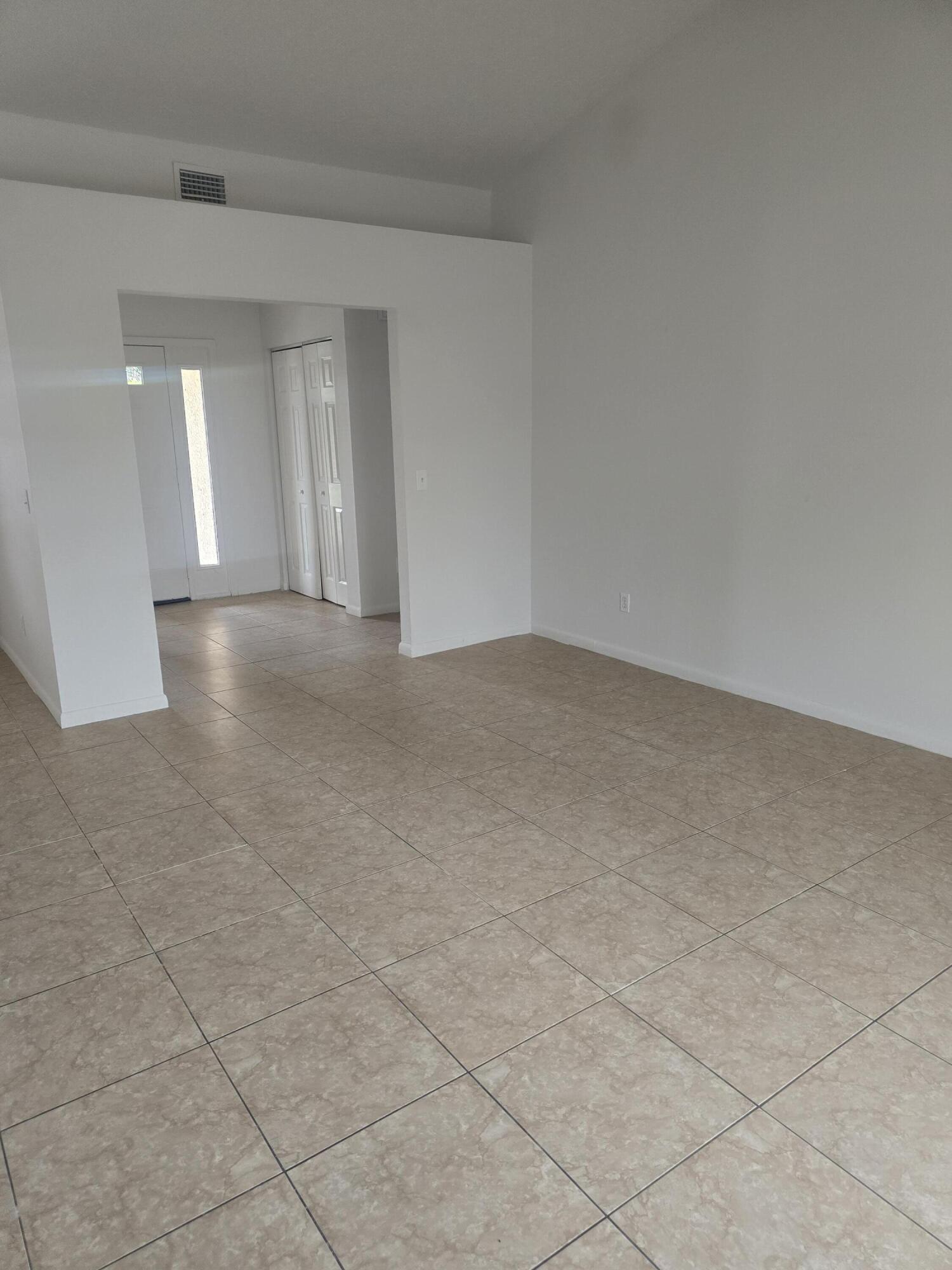 PORT ST LUCIE SEC 17 - Residential Lease