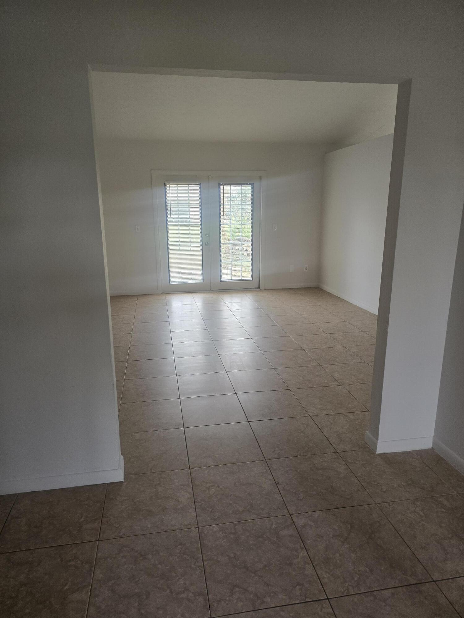 PORT ST LUCIE SEC 17 - Residential Lease