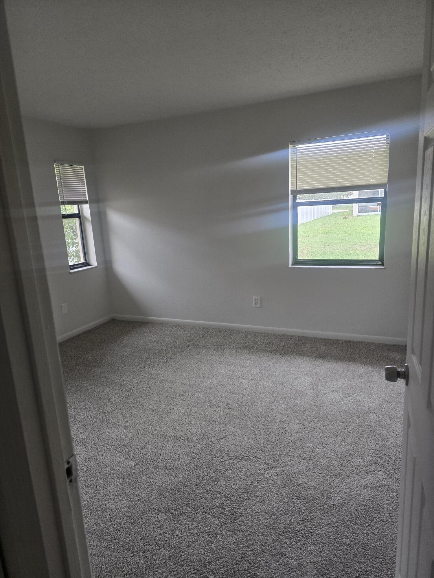PORT ST LUCIE SEC 17 - Residential Lease