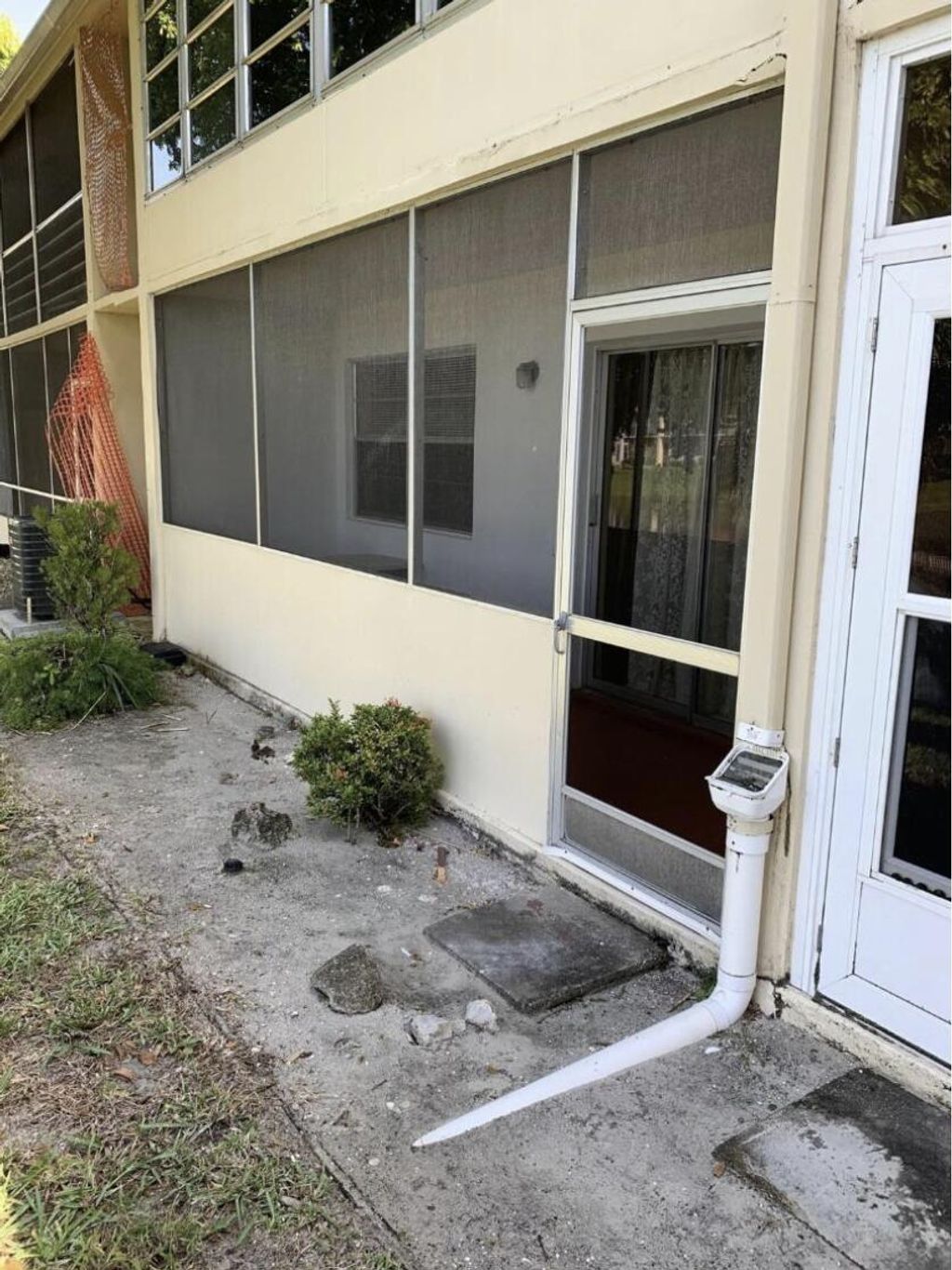 Photo of 74 Sheffield #74, West Palm Beach, FL 33417 (MLS # B26012416)