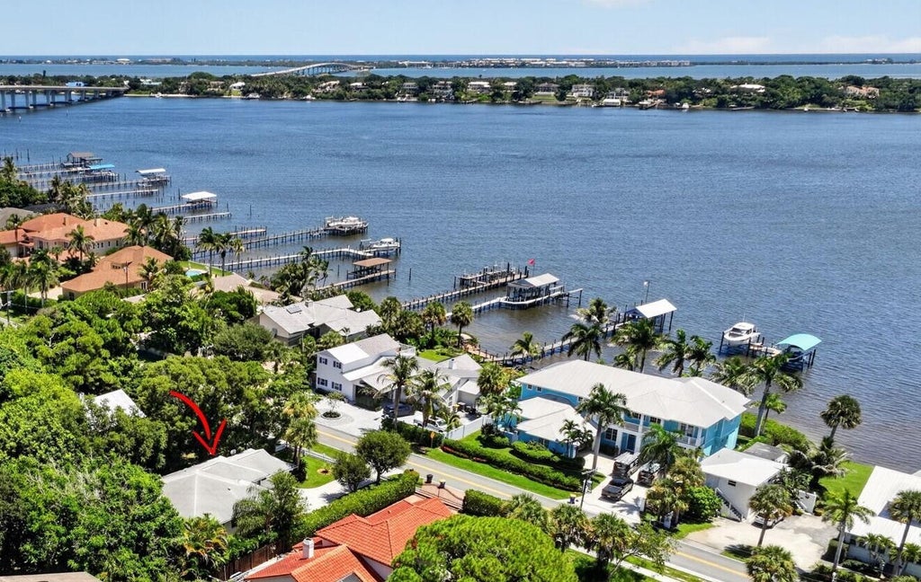 Photo of 974 SE SAINT LUCIE Boulevard, Stuart, FL 34996 (MLS # B26063263)