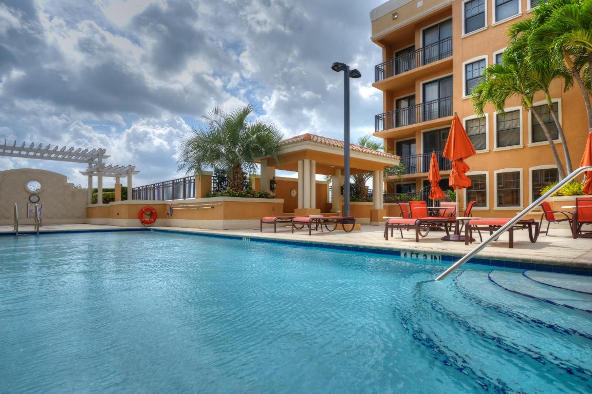 LUCERNE CONDO - Residential