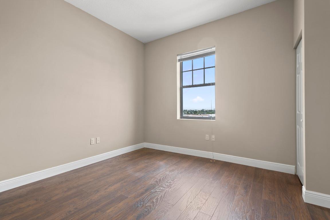 LUCERNE CONDO - Residential