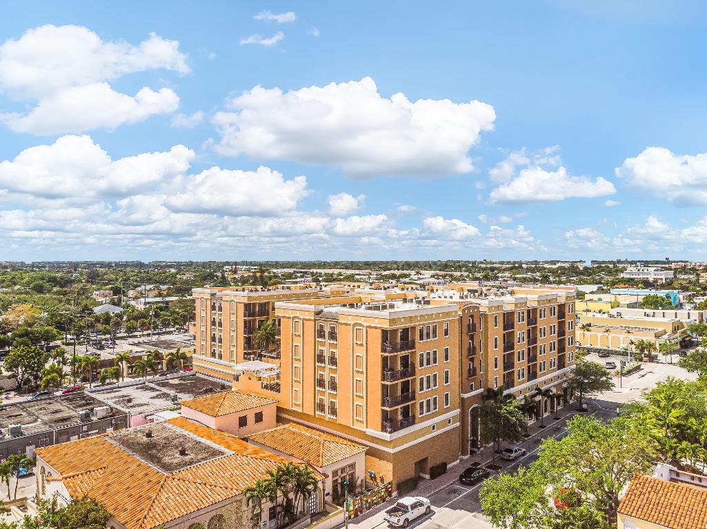 LUCERNE CONDO - Residential