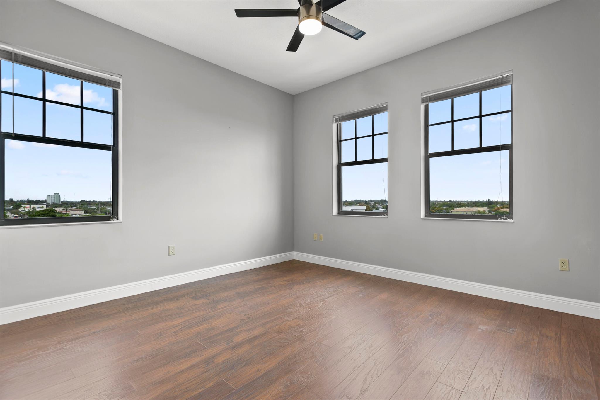 LUCERNE CONDO - Residential