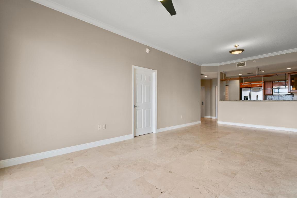 LUCERNE CONDO - Residential