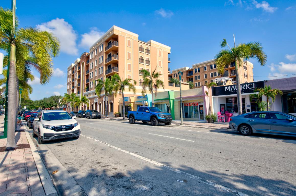 LUCERNE CONDO - Residential