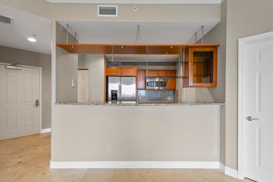 LUCERNE CONDO - Residential