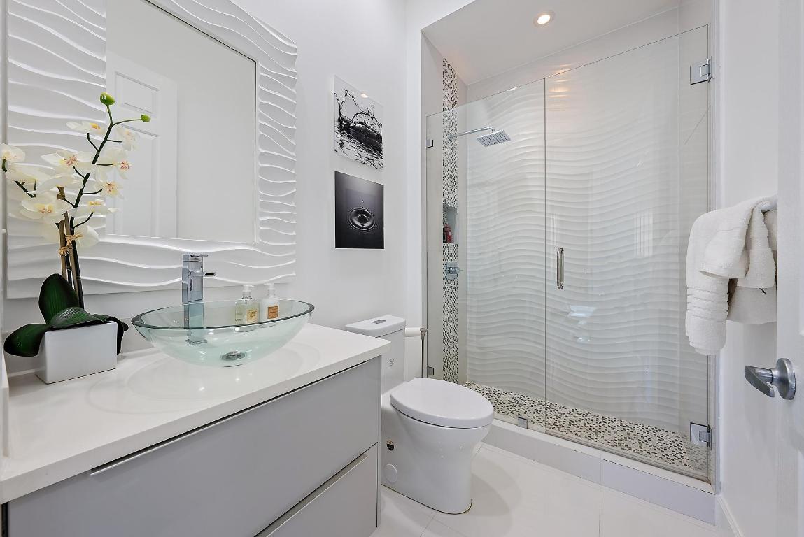 IBIS GOLF AND COUNTRY CLUB 9 - Residential Lease