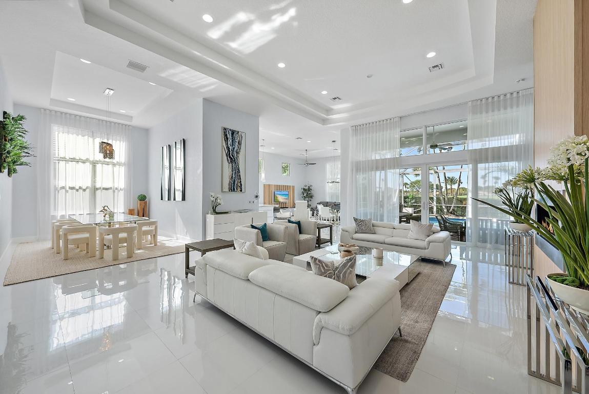 IBIS GOLF AND COUNTRY CLUB 9 - Residential Lease