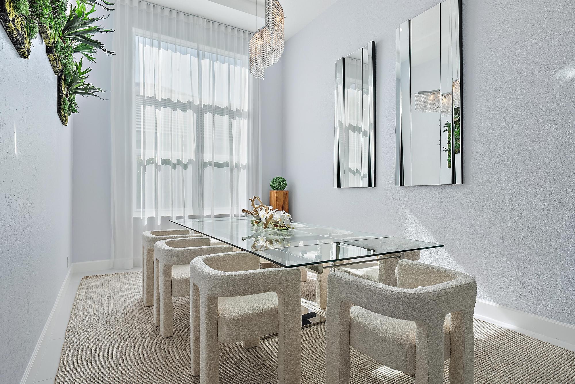 IBIS GOLF AND COUNTRY CLU - Residential Lease