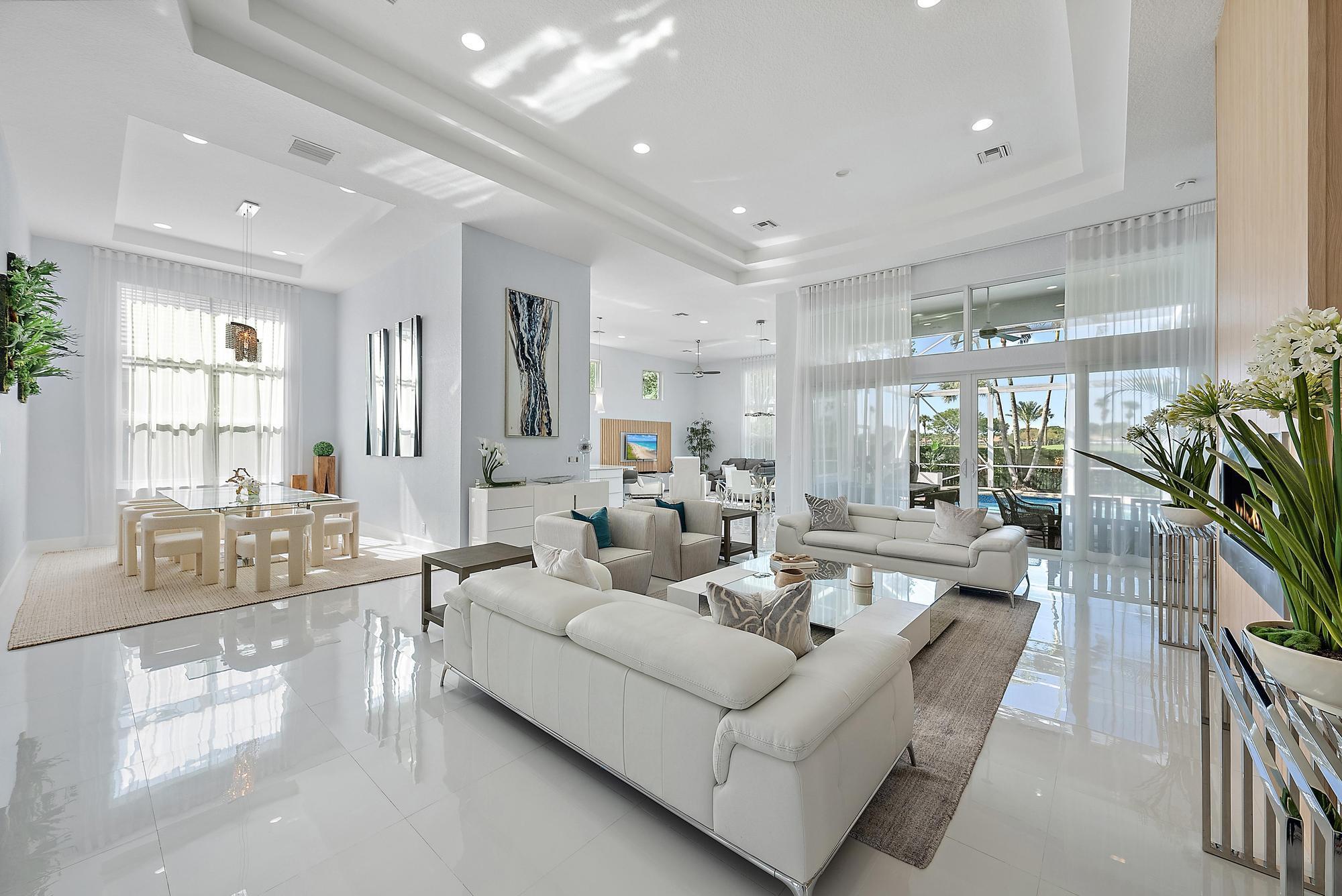 IBIS GOLF AND COUNTRY CLU - Residential Lease