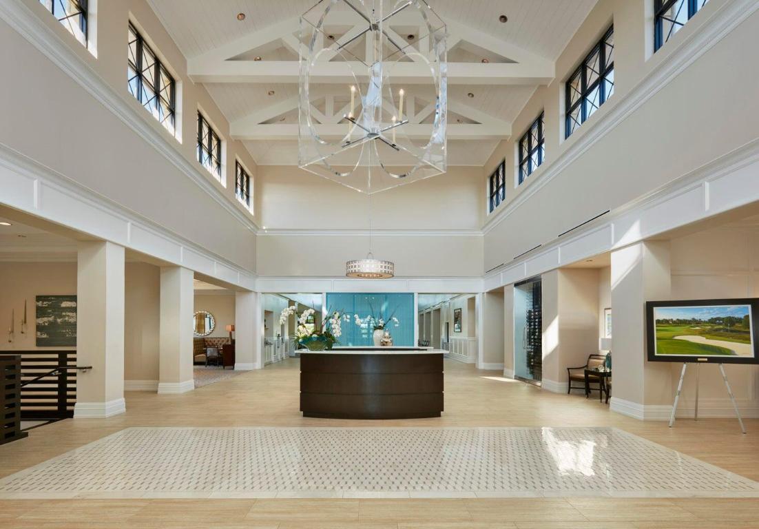 IBIS GOLF AND COUNTRY CLUB 9 - Residential Lease