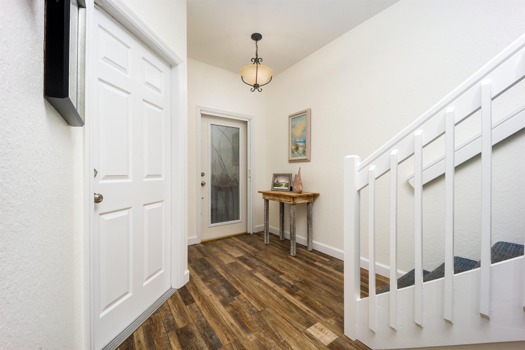 KENSINGTON GARDENS CONDO - Residential