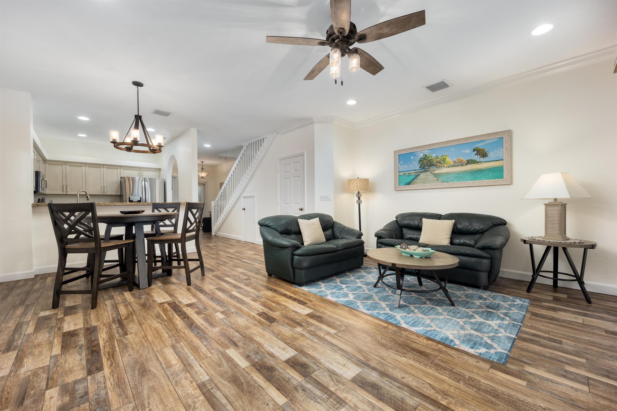 KENSINGTON GARDENS CONDO - Residential