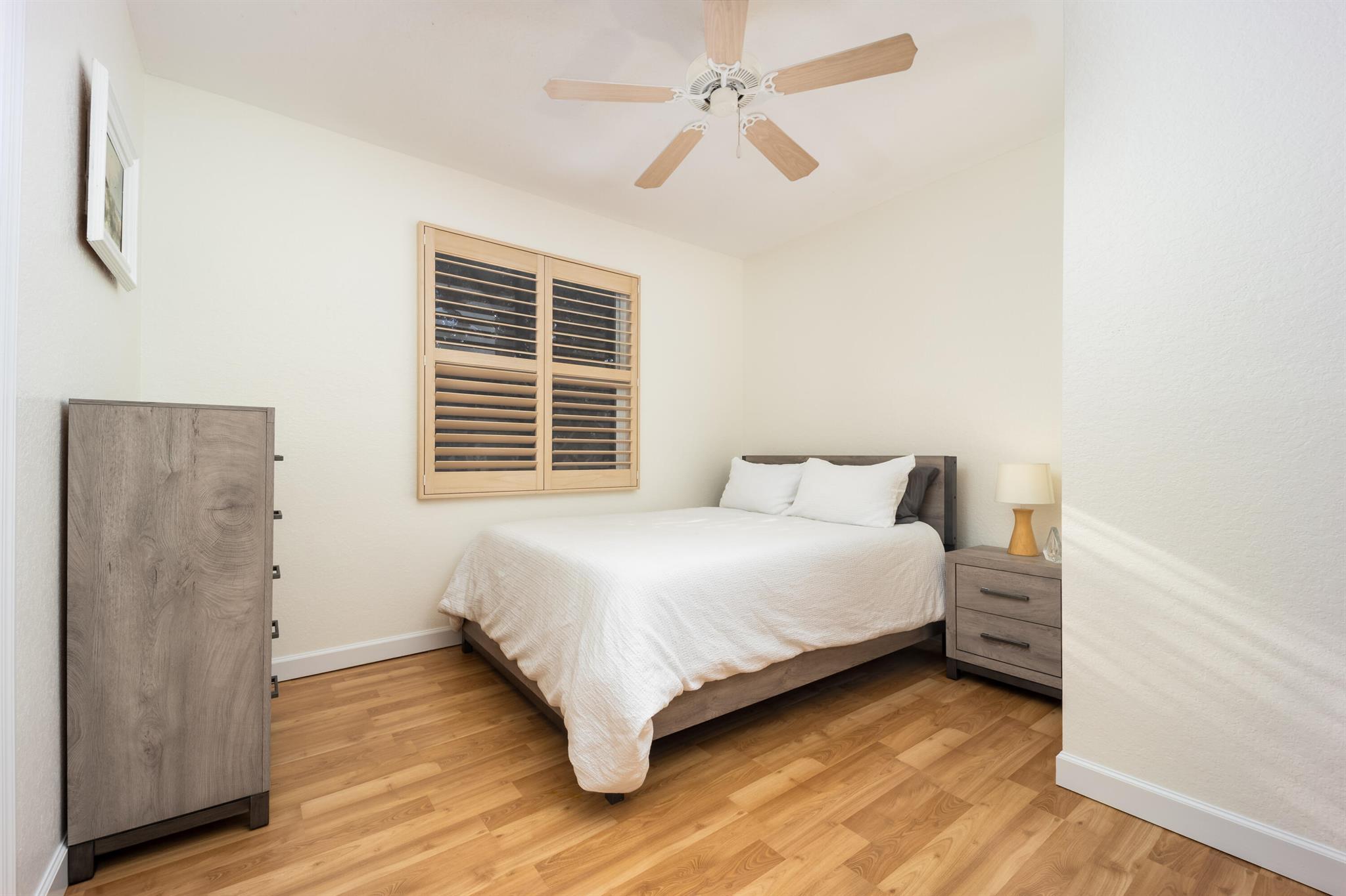 KENSINGTON GARDENS CONDO - Residential