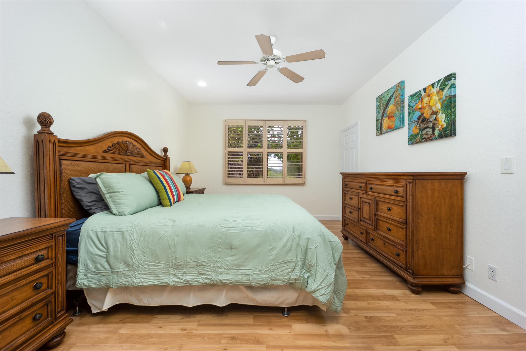 KENSINGTON GARDENS CONDO - Residential