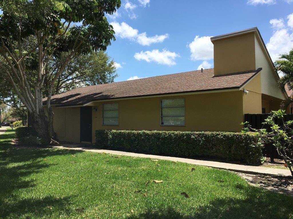 Photo of 11559 Orange Blossom Lane, Boca Raton, FL 33428 (MLS # R11077242)