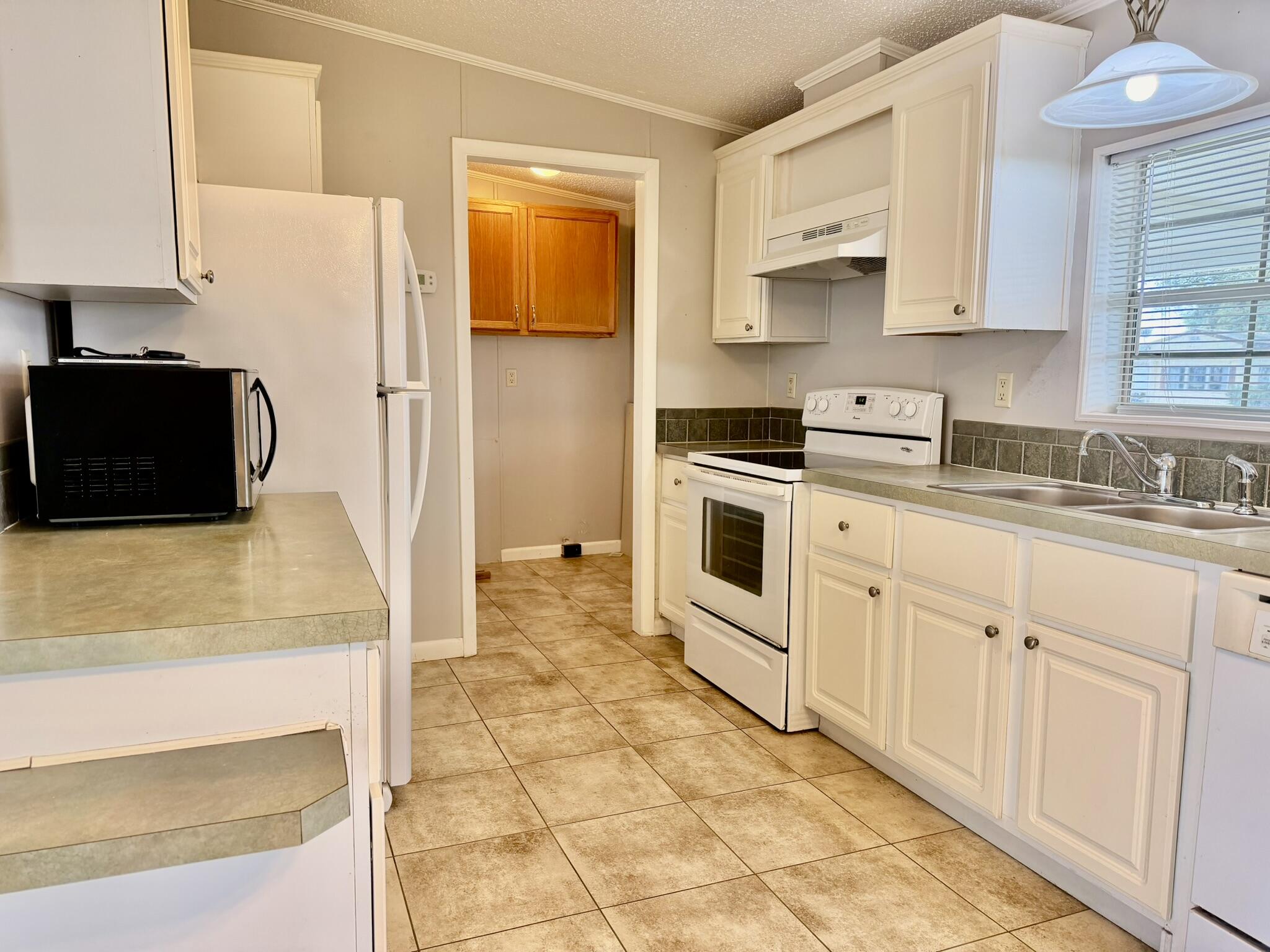 BUCKHEAD RIDGE SUB - Residential