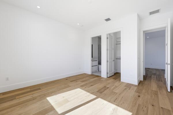 SYMPHONY AT JUPITER - Residential