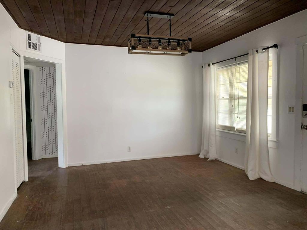 Photo of 5406 Oleander Avenue, Fort Pierce, FL 34982 (MLS # R11077369)