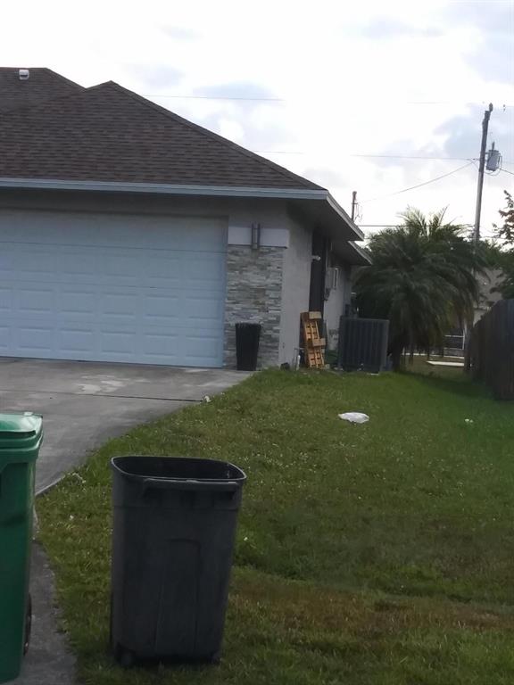 PORT ST LUCIE SECTION 41 - Land