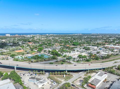 A home in Deerfield Beach