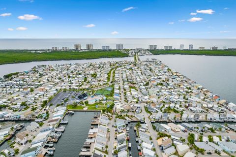 A home in Jensen Beach