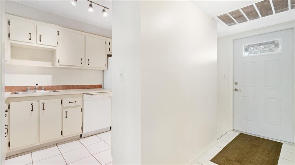 MIDDLE RIVER HOMES CONDO - Residential