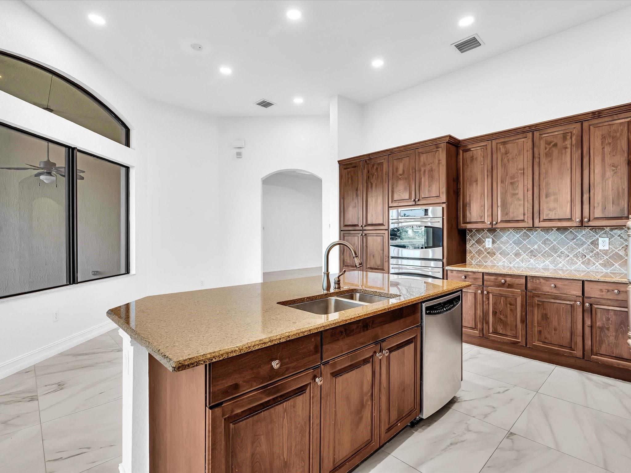 MONTERRA PLAT - Residential Lease