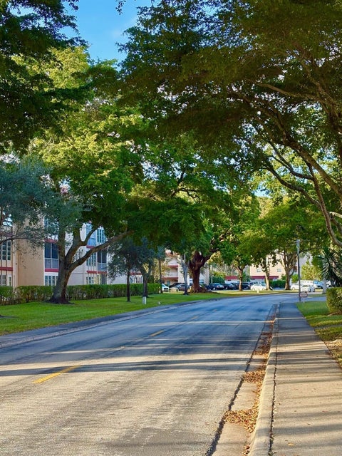 Tiny photo for 1055 Country Club Drive #404, Margate, FL 33063 (MLS # F10486841)