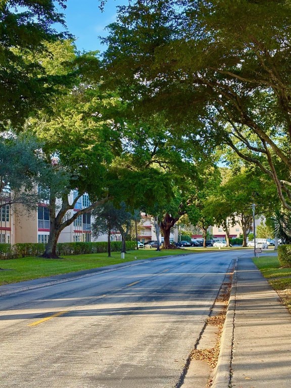 Oriole Golf & Tennis TWO - Residential