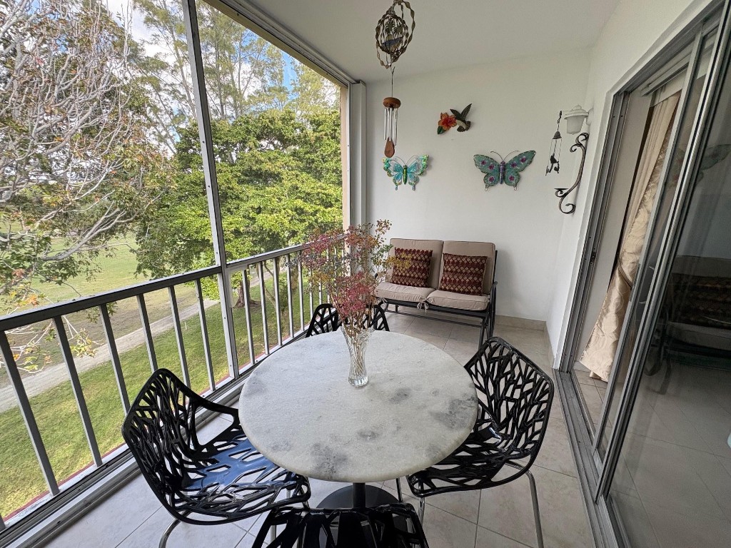 Oriole Golf & Tennis TWO - Residential